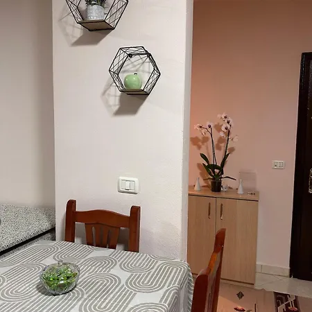 Skura's Golem (Tirana)